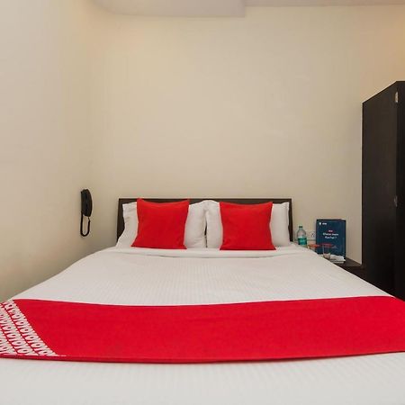 Oyo 10103 Hotel Aviva Βομβάη Εξωτερικό φωτογραφία