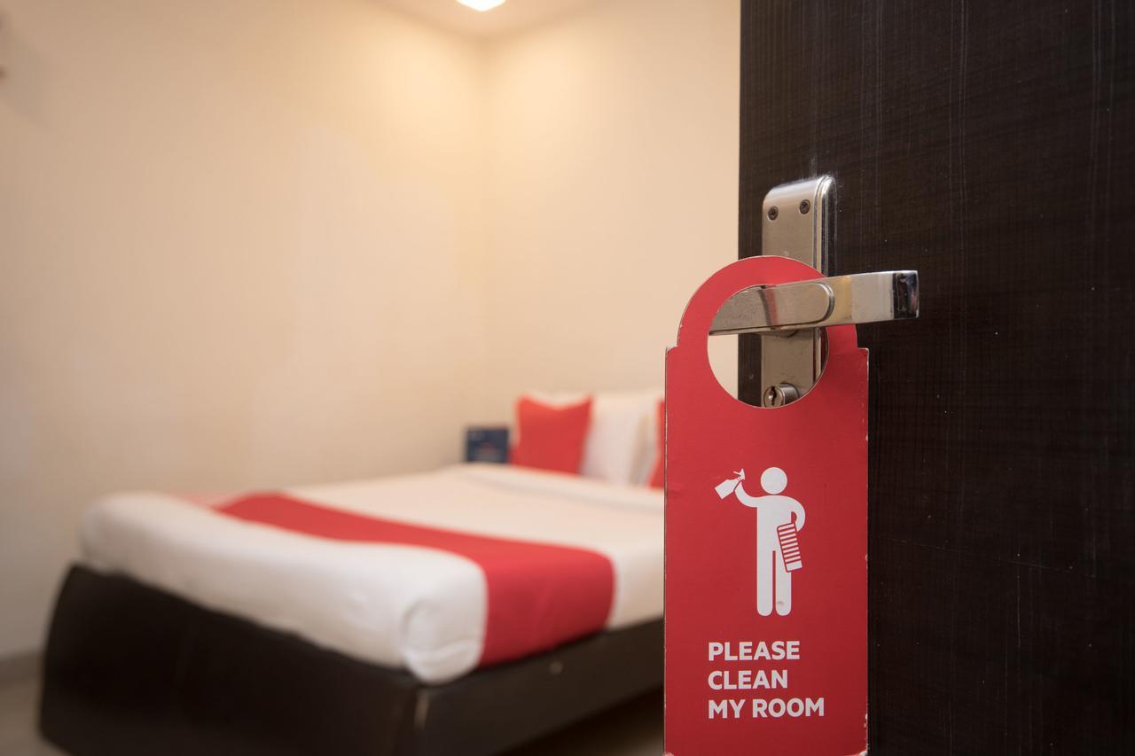 Oyo 10103 Hotel Aviva Βομβάη Εξωτερικό φωτογραφία