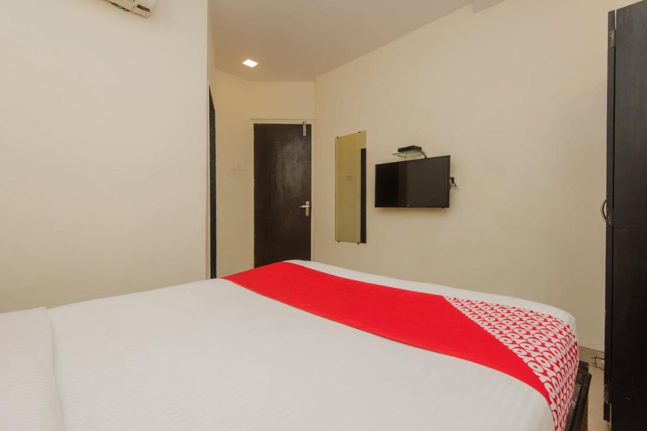 Oyo 10103 Hotel Aviva Βομβάη Εξωτερικό φωτογραφία